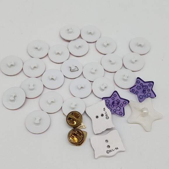 Patriotic Button & Pin Lot of 29Stars Stripes Purple White Gold Accents Crafts - Picture 5 of 5